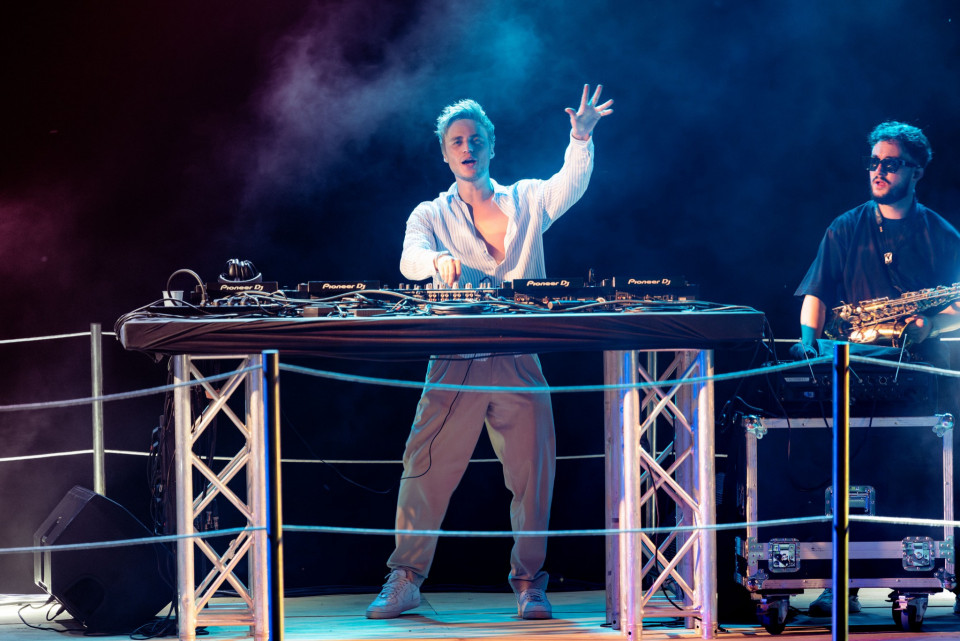 lac-arena-concert