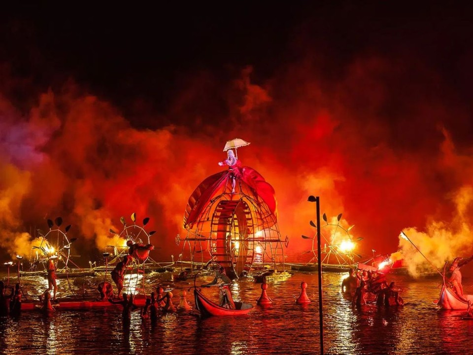 le-grand-spectacle-du-centenaire